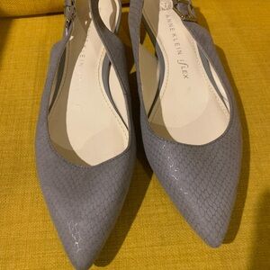 Anne Klein  Flex Gray short pumps